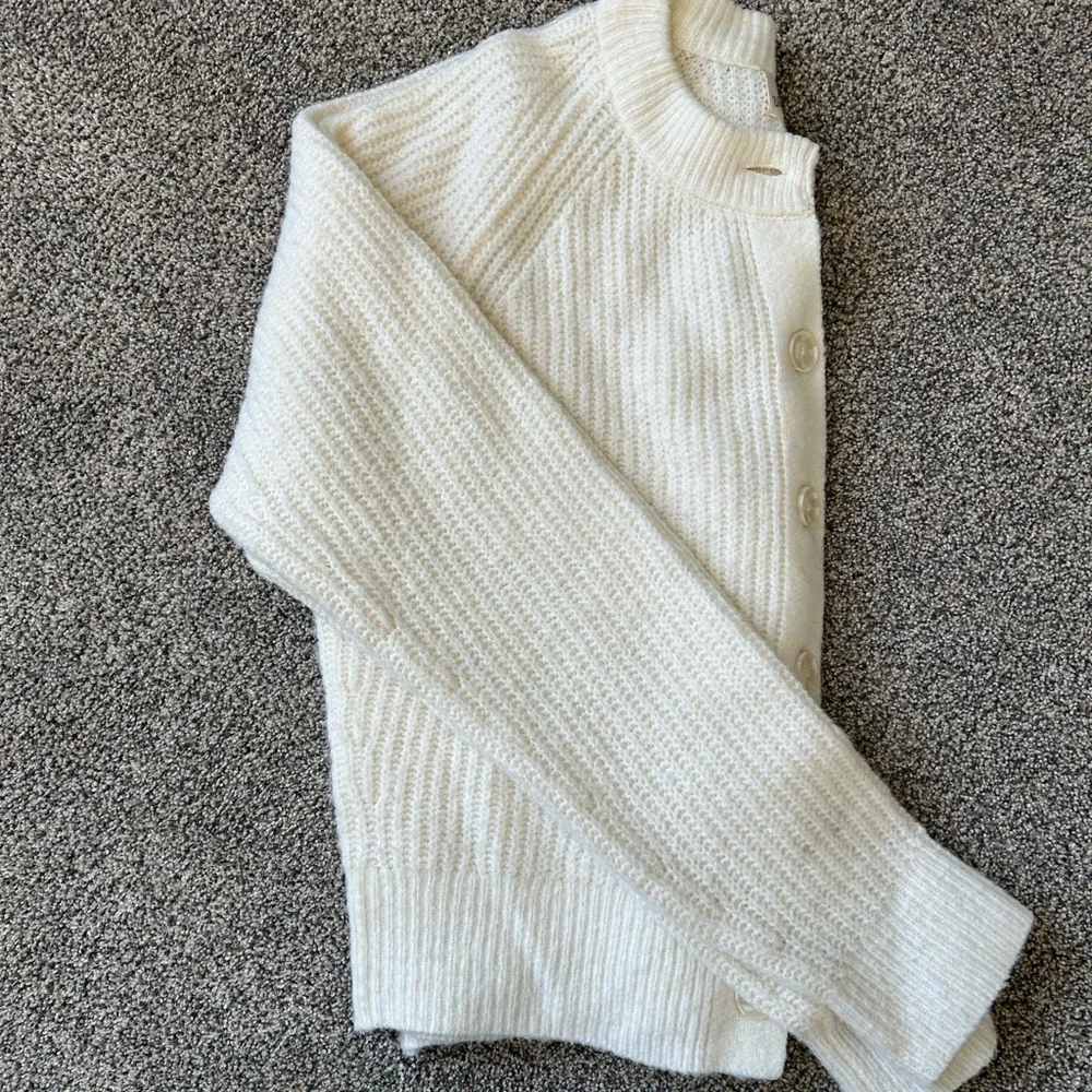 Pair of Universal Thread sweaters Cream cardi/Brown cropped crewneck - Picture 5 of 9